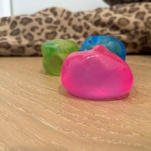 Customer photo review of Slow-Rising Squishy Cube 4-Piece Set