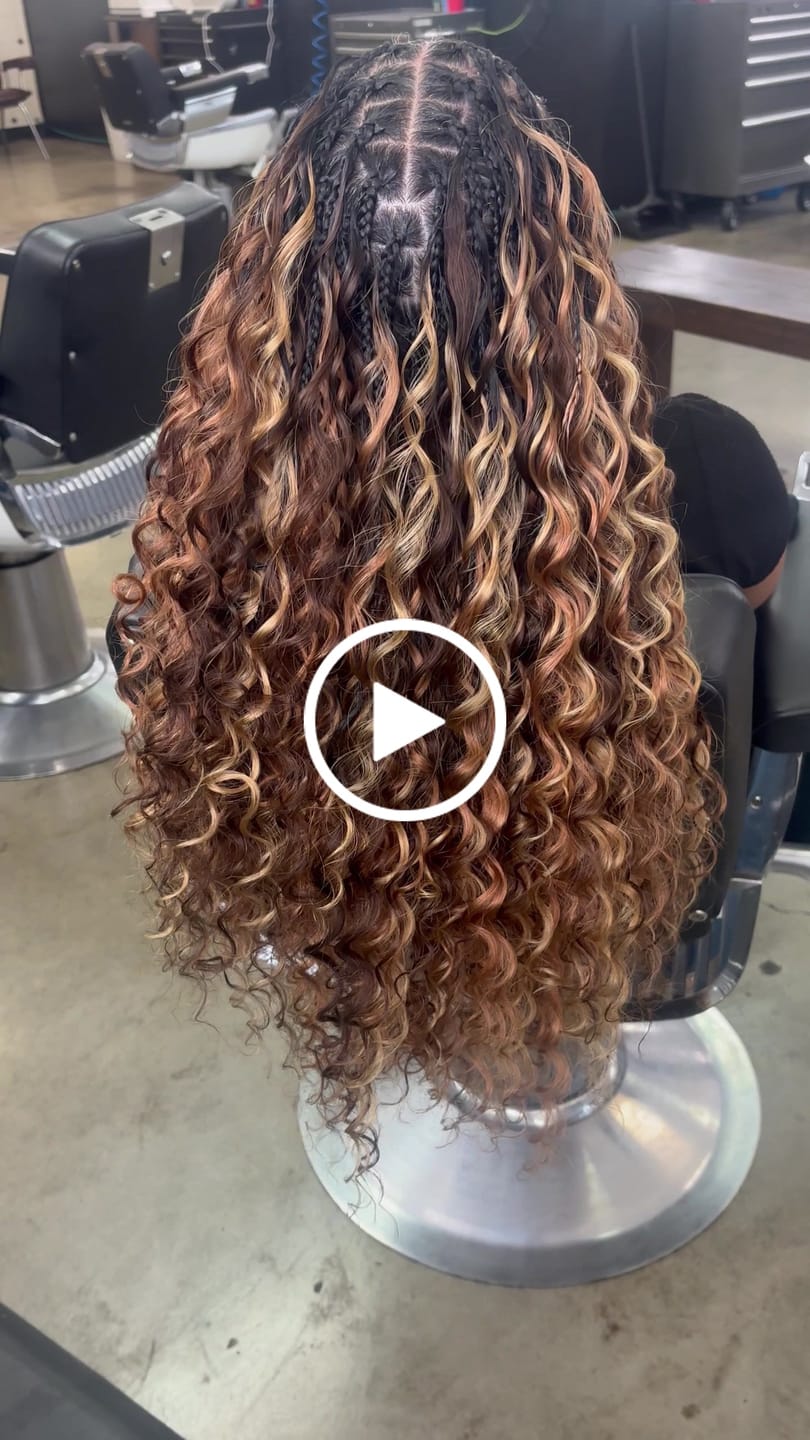 Customer video review of #4/27/30 Mix Color Blend Loose Deep Wave Human Crochet Hair