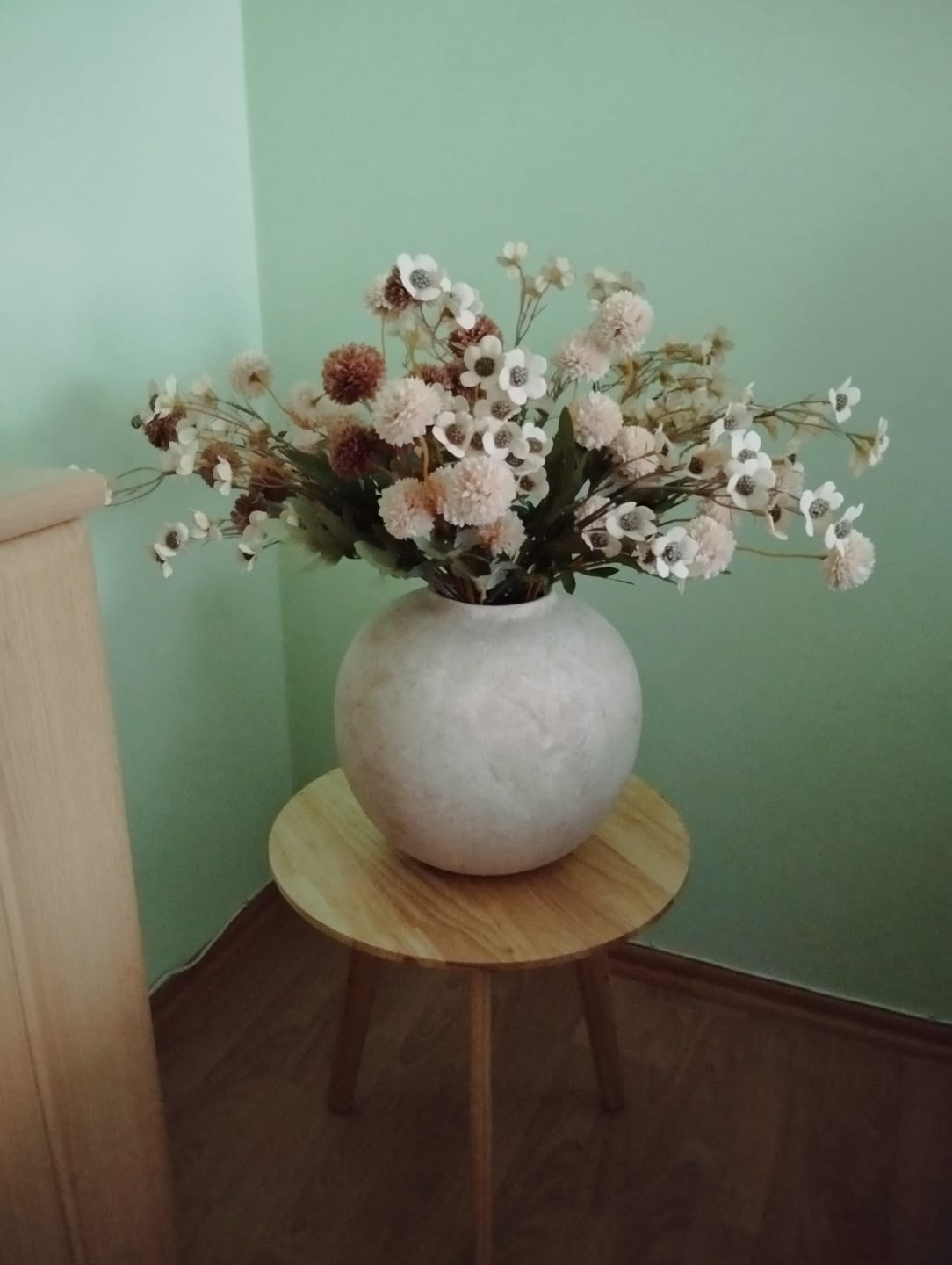 Customer photo review of Wax Arrangement - Crème mix