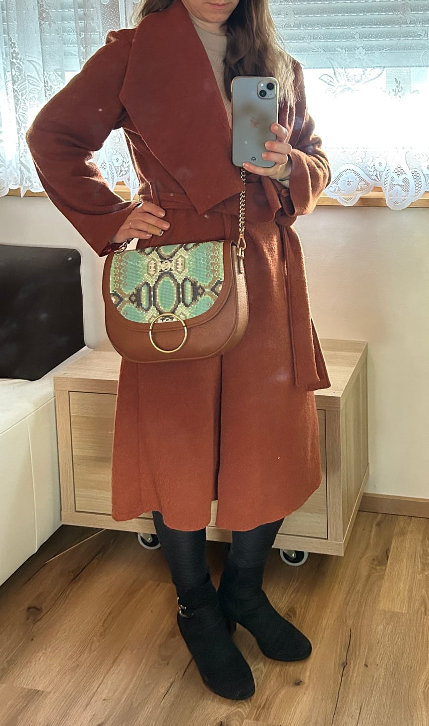 Customer photo review of DIY-Box: The Modern Saddle