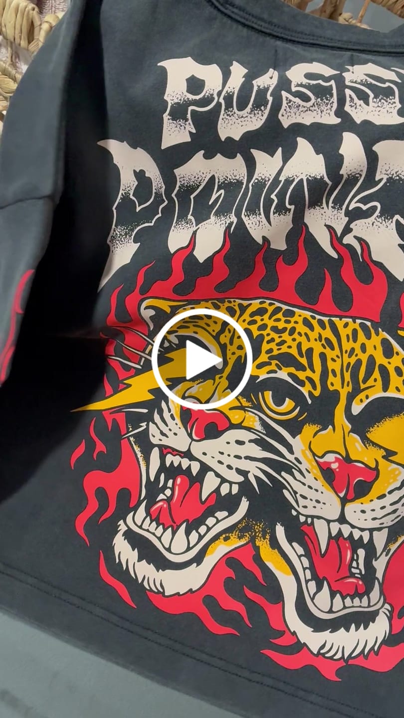 Customer video review of Pussy Power Long Sleeve
