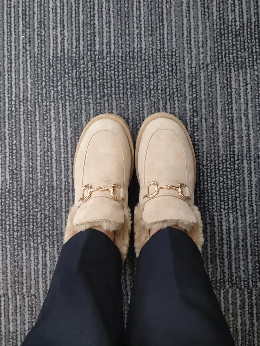 Customer photo review of Puff Buckle Beige