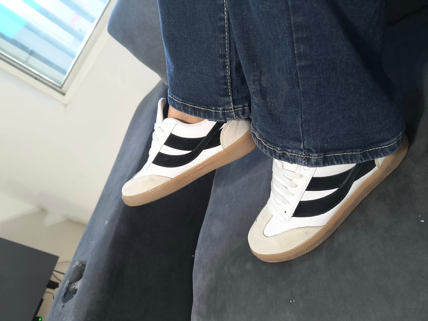 Customer photo review of BERLIN Blanco con Negro