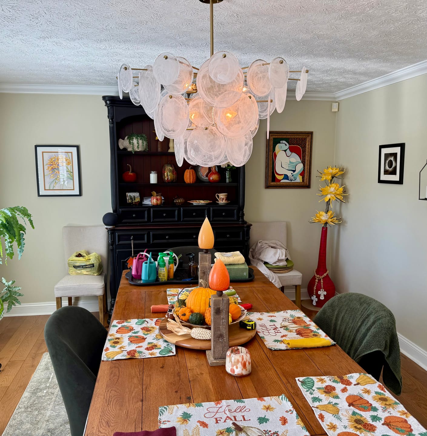 Customer photo review of Modern 9-Light White Strie Glass Tiered Chandelier