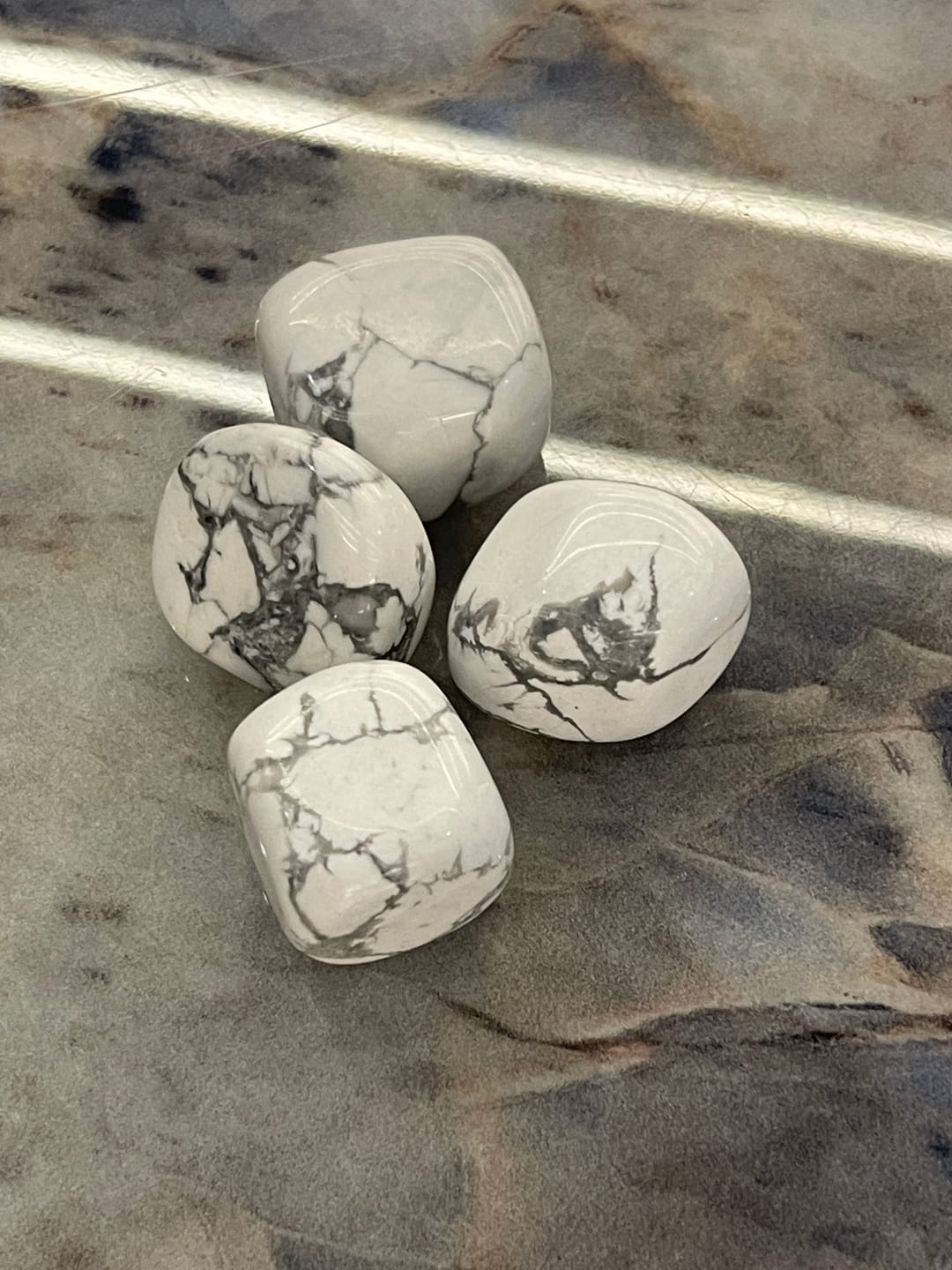 Customer photo review of Natural Howlite Tumbled Stones – Vastu Remedy for Anxiety Relief & Anger Control | Ideal for West Relationship Zones & Stress Areas | 100g / 500g / 1kg