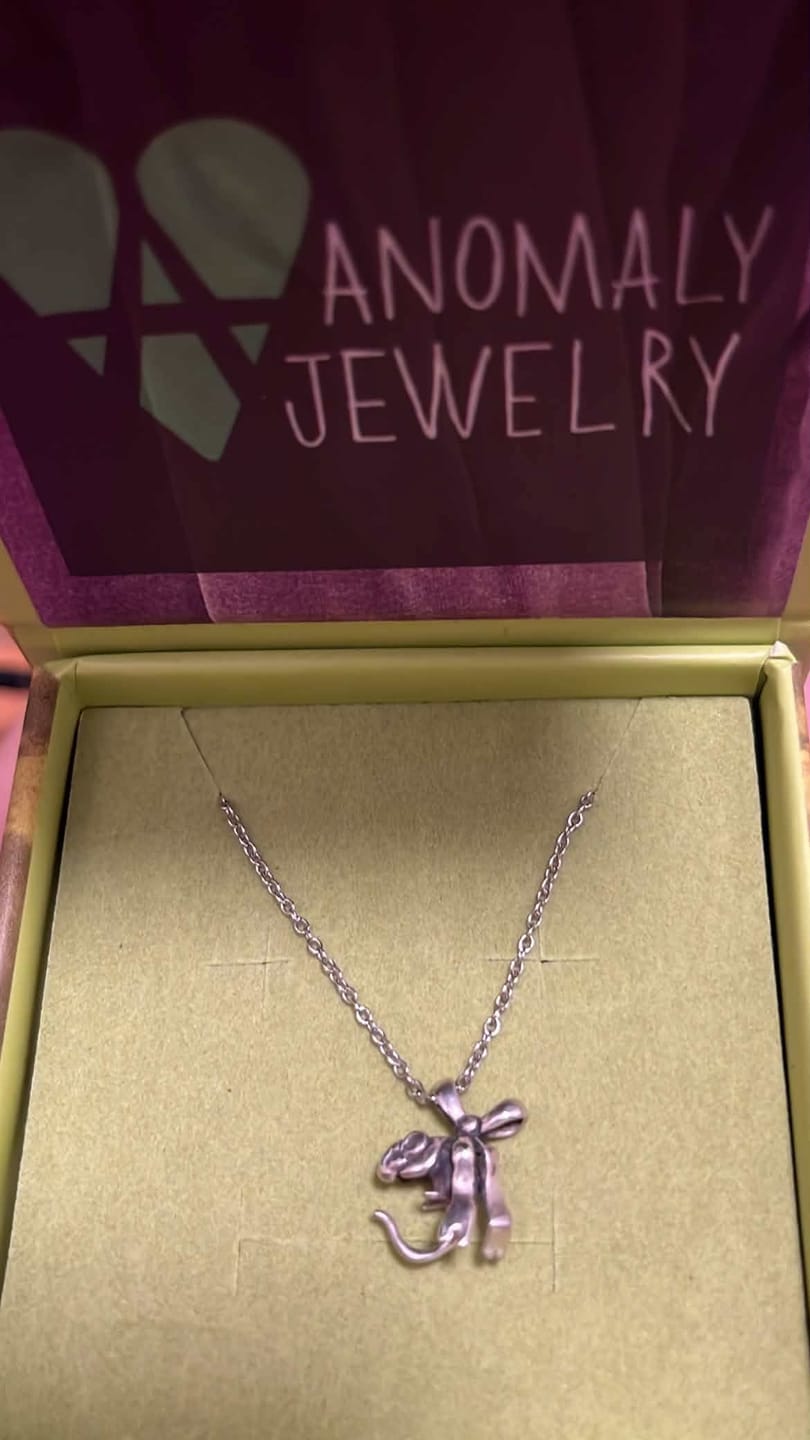 Customer photo review of Rat Bow Necklace