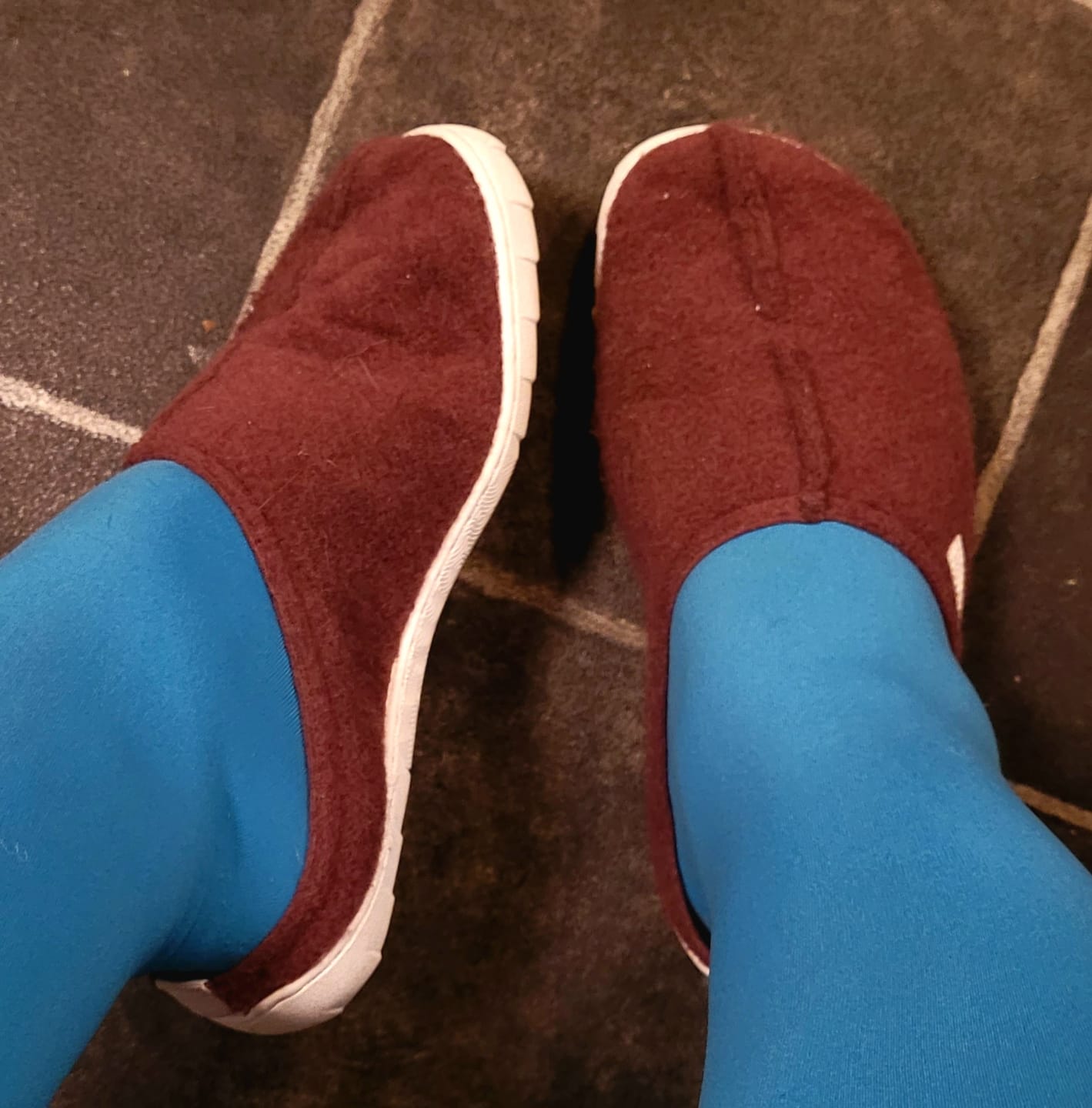 Customer photo review of Vaistoa Toive | Felt Barefoot Slippers