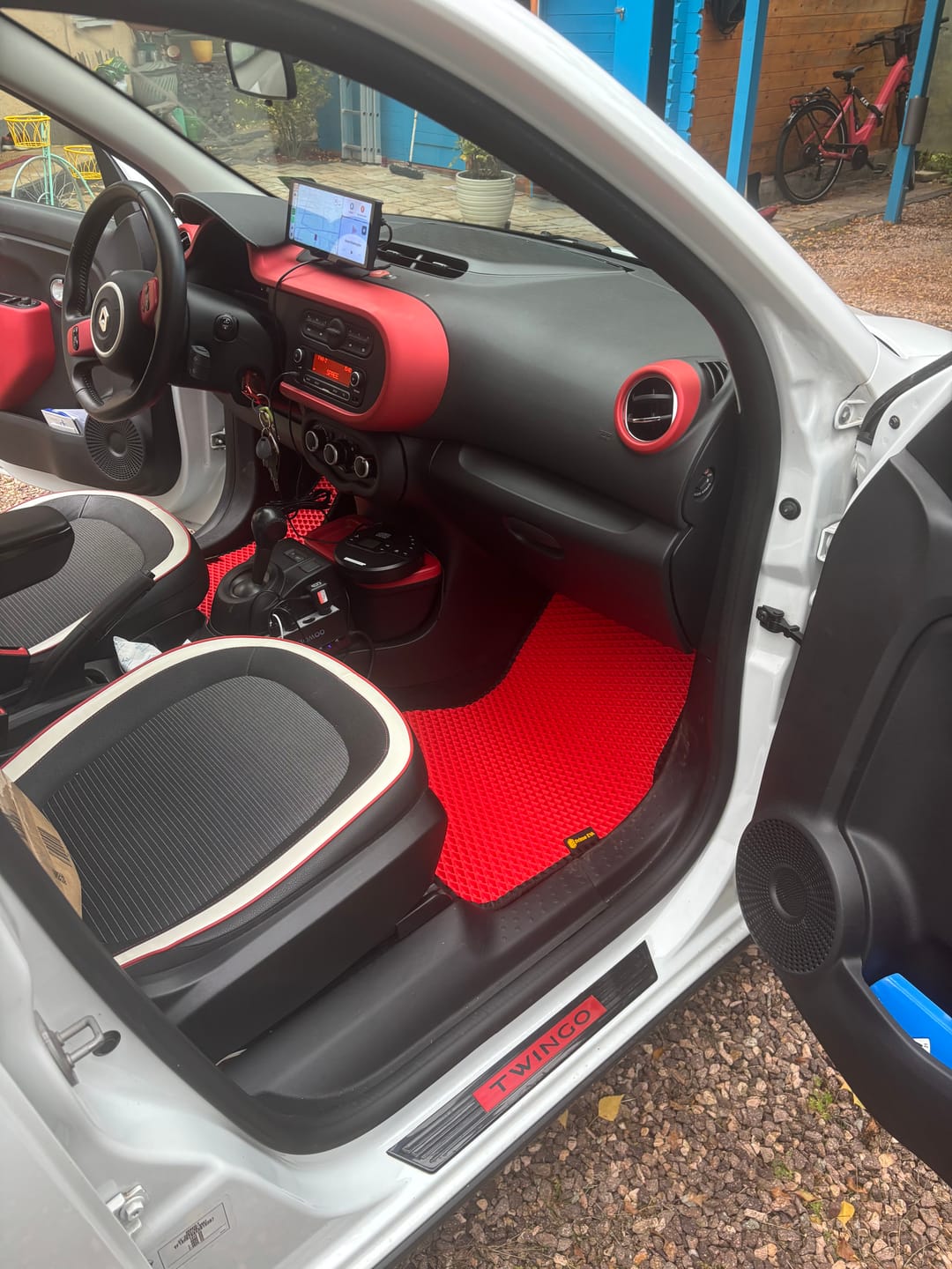 Customer photo review of Auto Fußmatten nach Maß - Komplettset