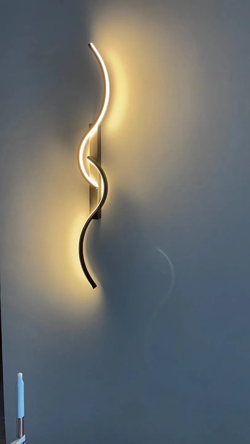 Customer photo review of Wall Light, S Shaped Linear Wall Sconce, Aluminium, 60–120 cm