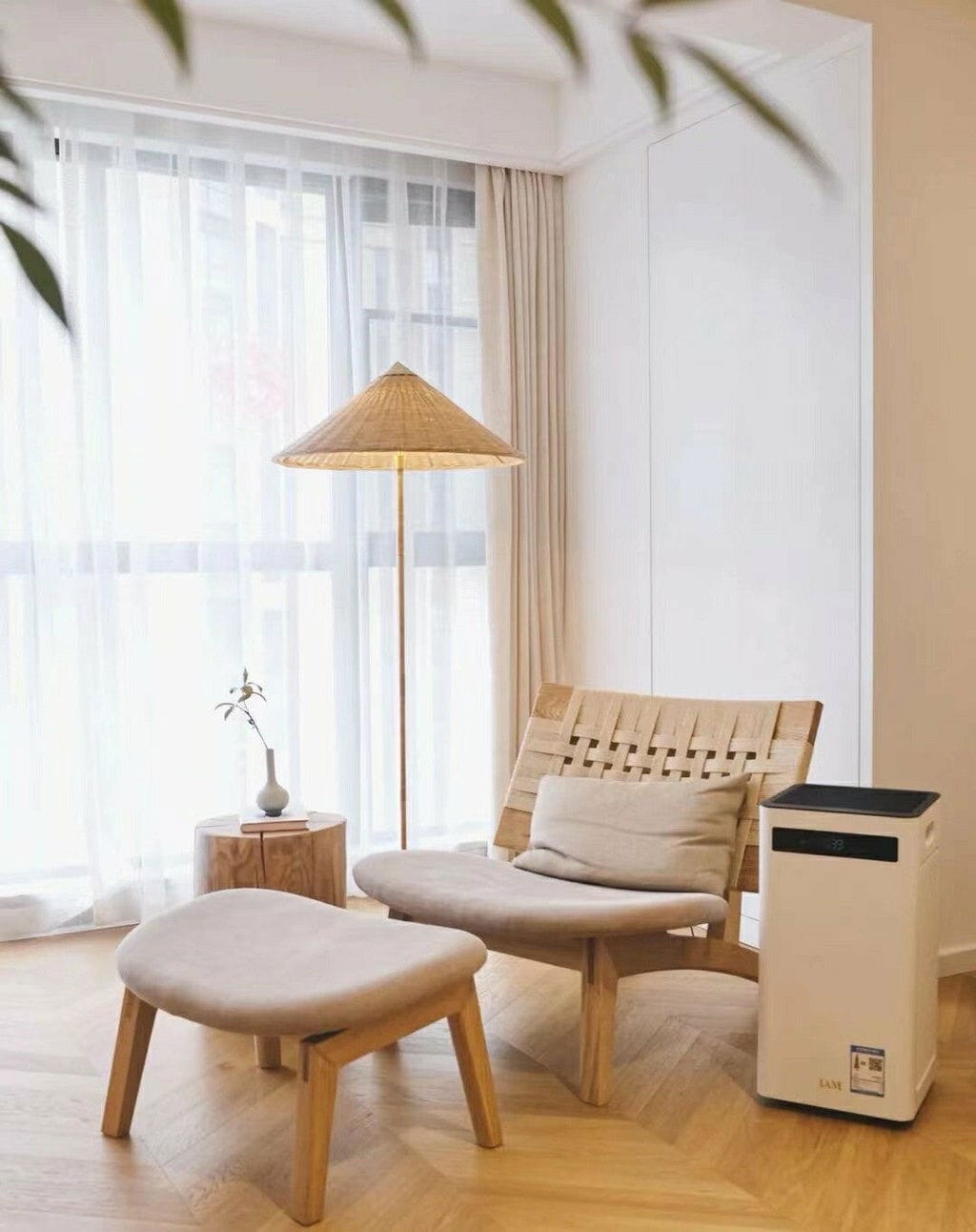 Customer photo review of Floor Lamp with Conical Shade, Bamboo, Rattan or Fabric, 154 cm