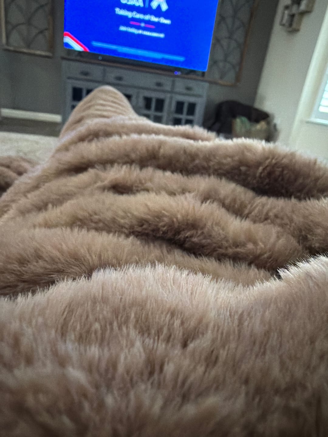 Customer photo review of Hugs Milk Chocolate Blanket