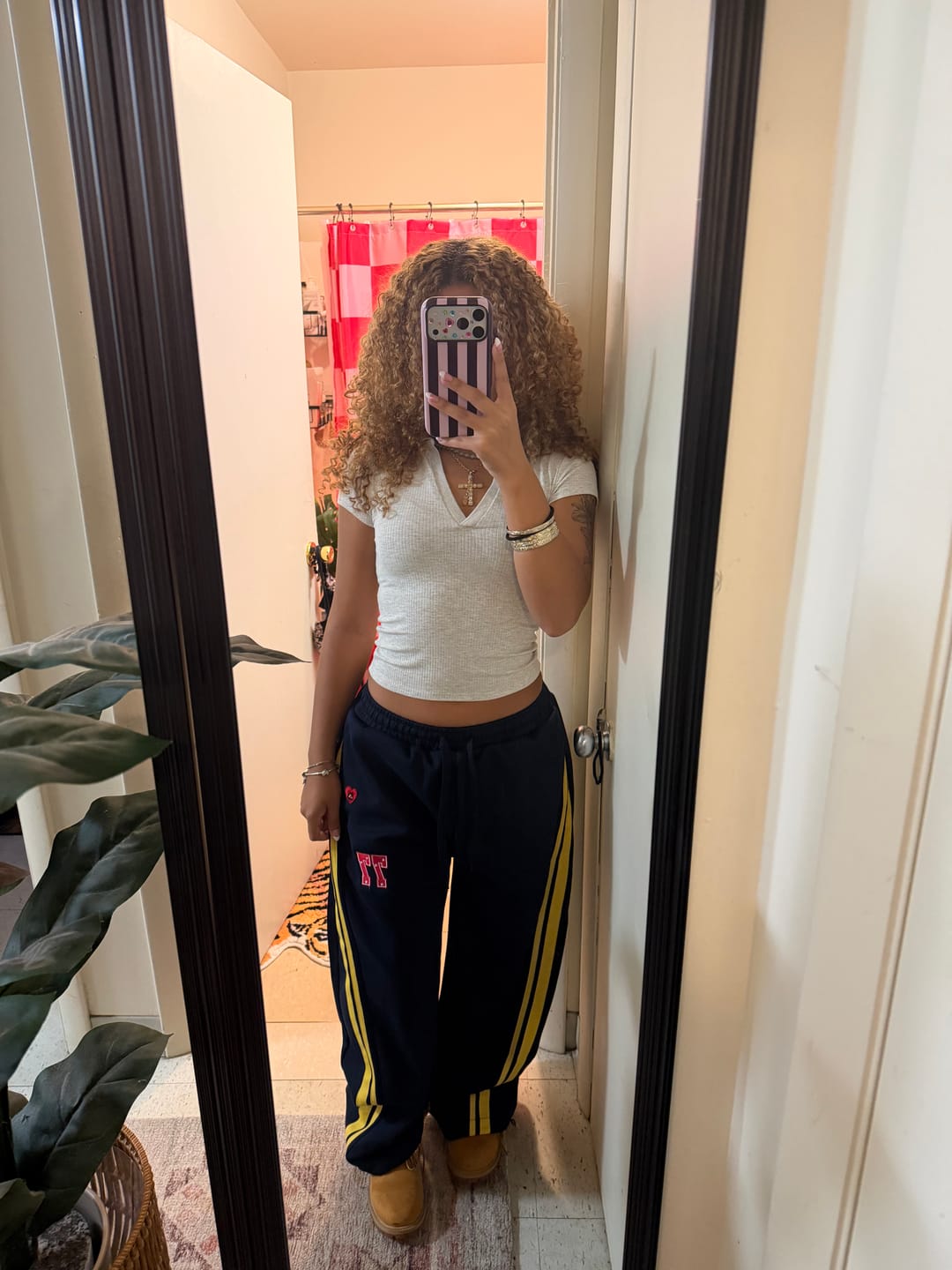 Customer photo review of Aelfric Eden Stripe Baggy Barrel Sweatpants