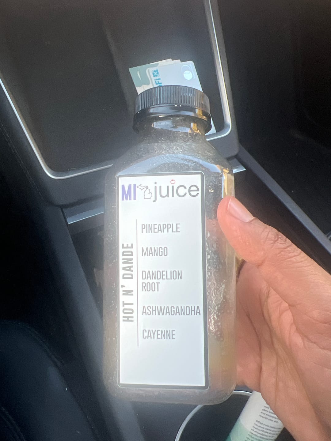 Customer photo review of Hot N' Dande (12 oz) Pineapple, Mango, Ashwagandha, Dandelion, Cayenne