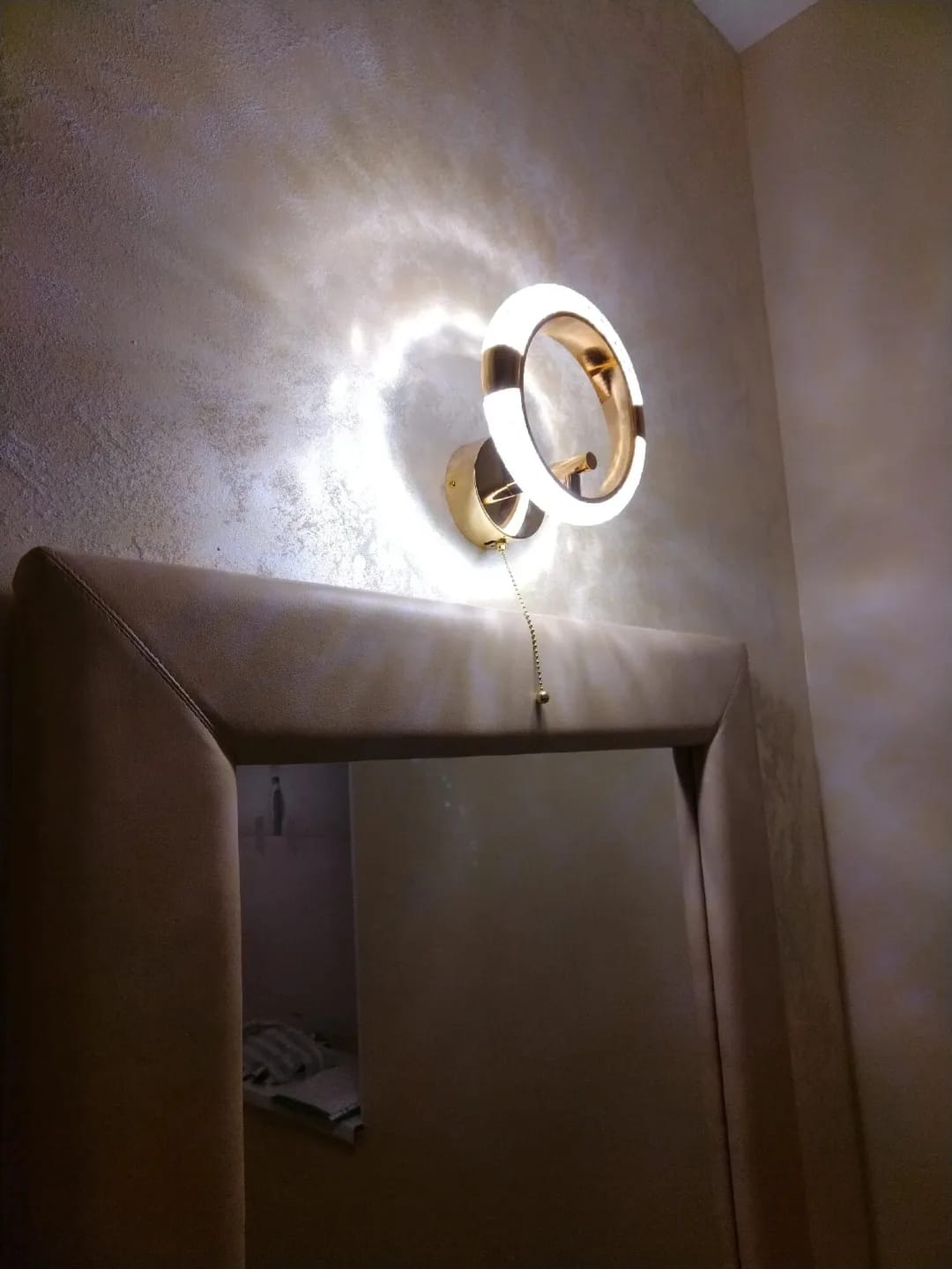 Customer photo review of Gold Wall Light, Patterned Acrylic Arc, Wall Sconce, 20–24 cm