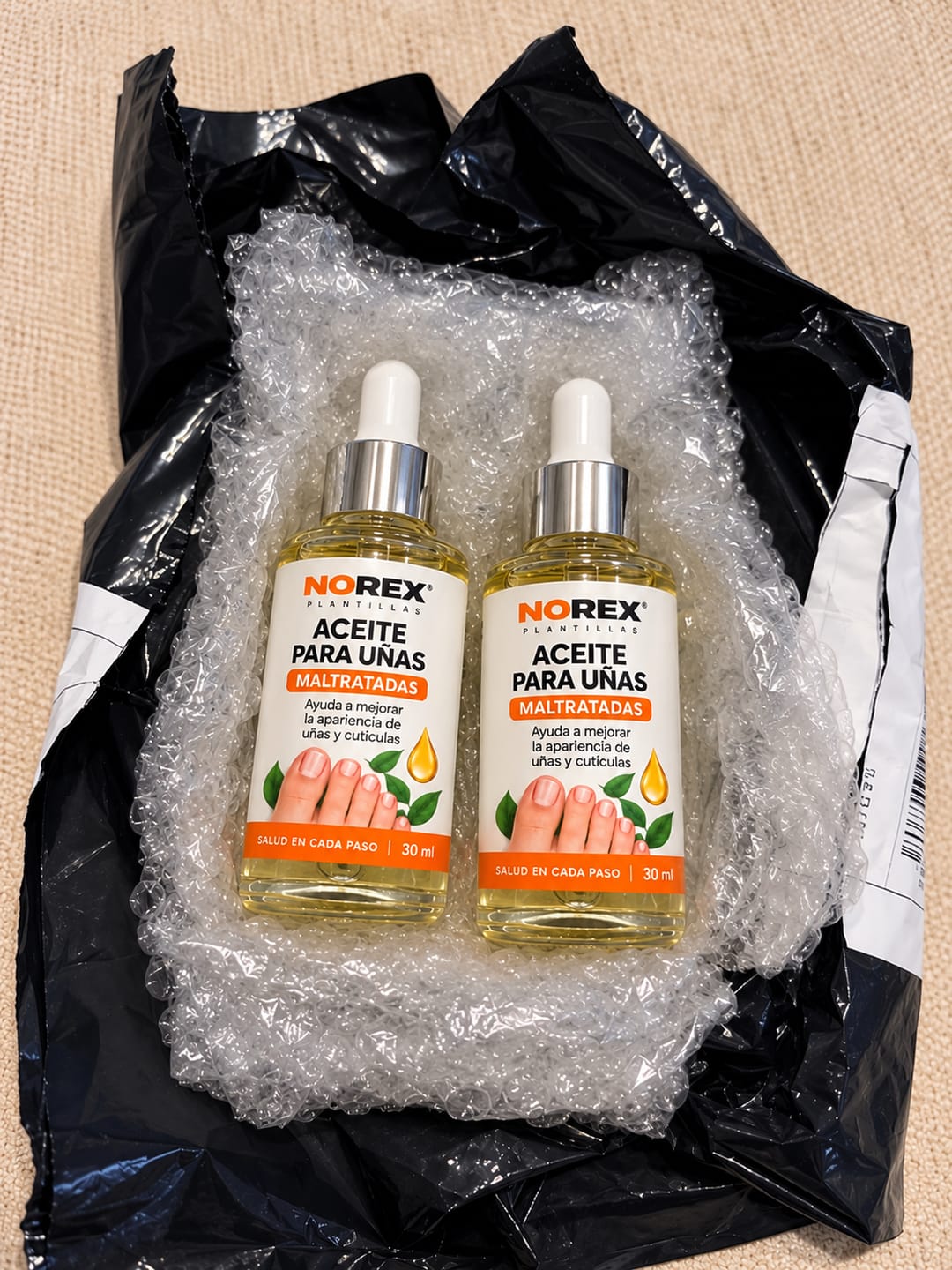 Customer photo review of NOREVEX: El aceite que elimina el 99.9% de los hongos en tus uñas.