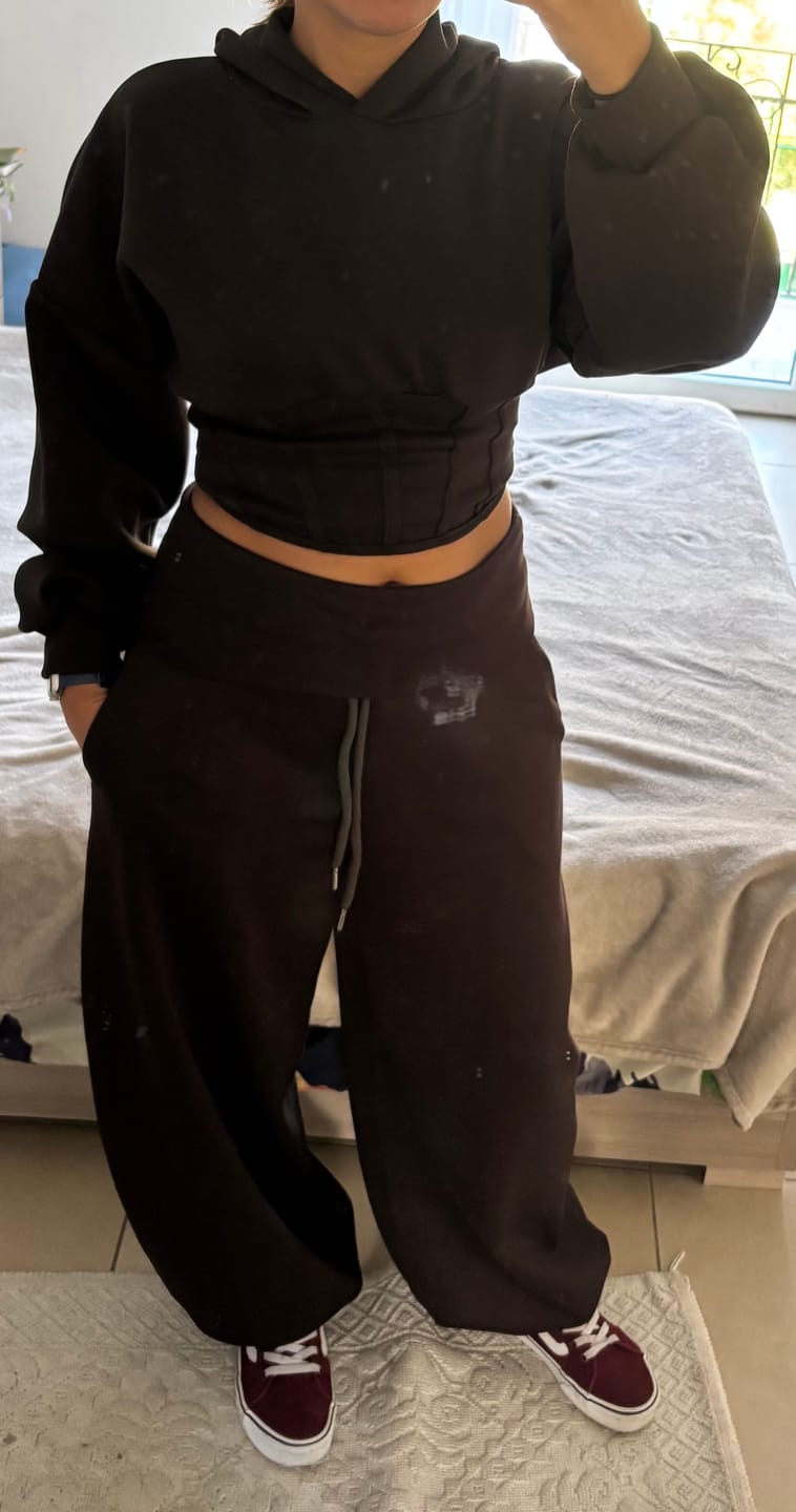 Customer photo review of Pantalone Tuta Essence (3 colori)