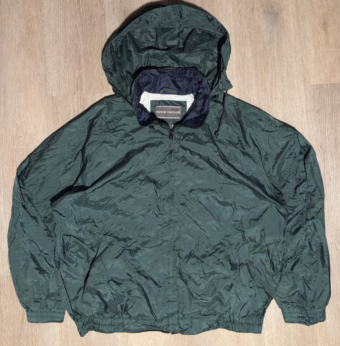 Customer photo review of Wholesale Vintage Windbreakers (10 Pieces)