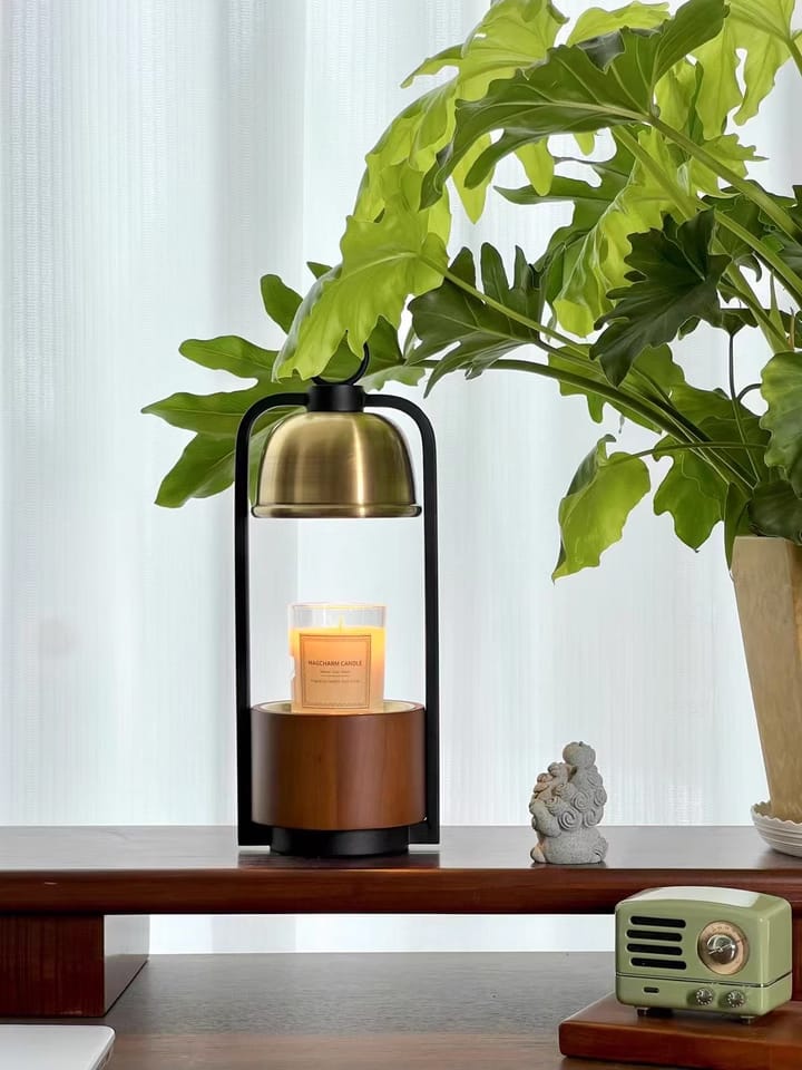 Customer photo review of Candle Warmer Table Lamp, Wood and Brass, Gold Dome, 33 cm