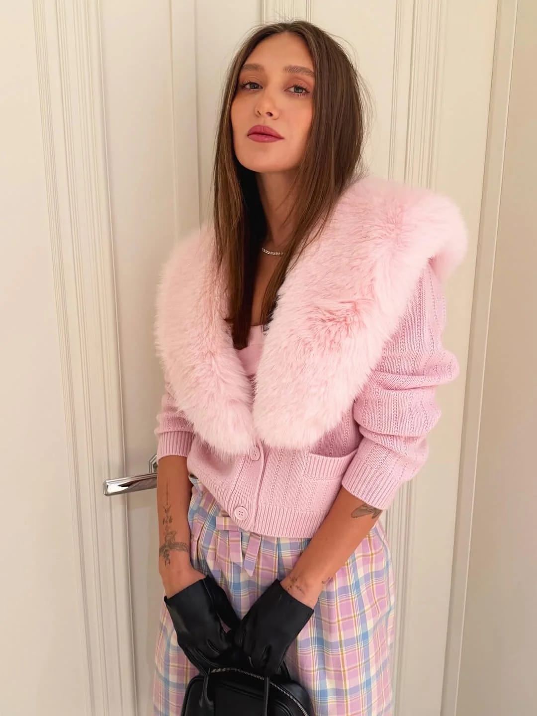Customer photo review of Ella Faux Fur Collar Cropped Knit Cardigan