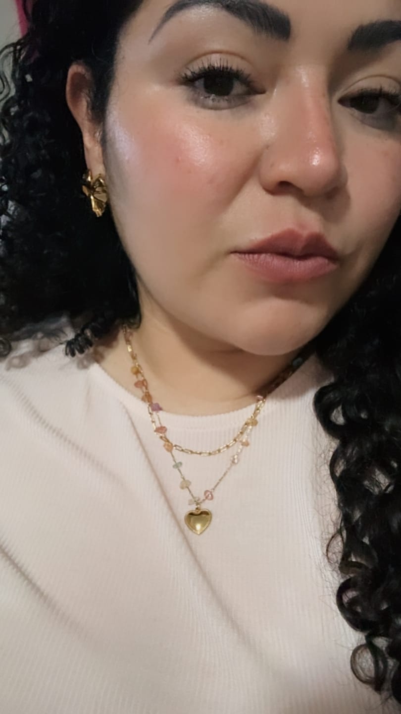 Customer photo review of Collar Iris