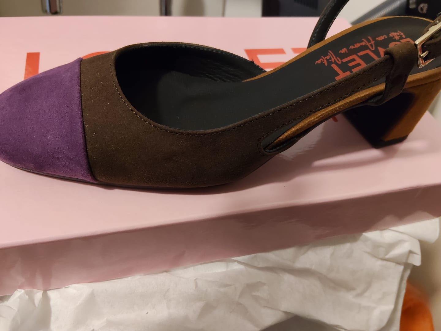 Customer photo review of CHANEL GABRIELLA MORO/VIOLA