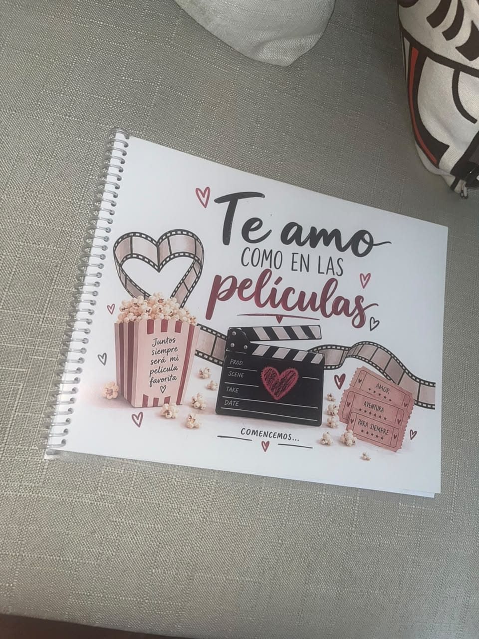Customer photo review of Album imprimible “Te amo como en las películas”