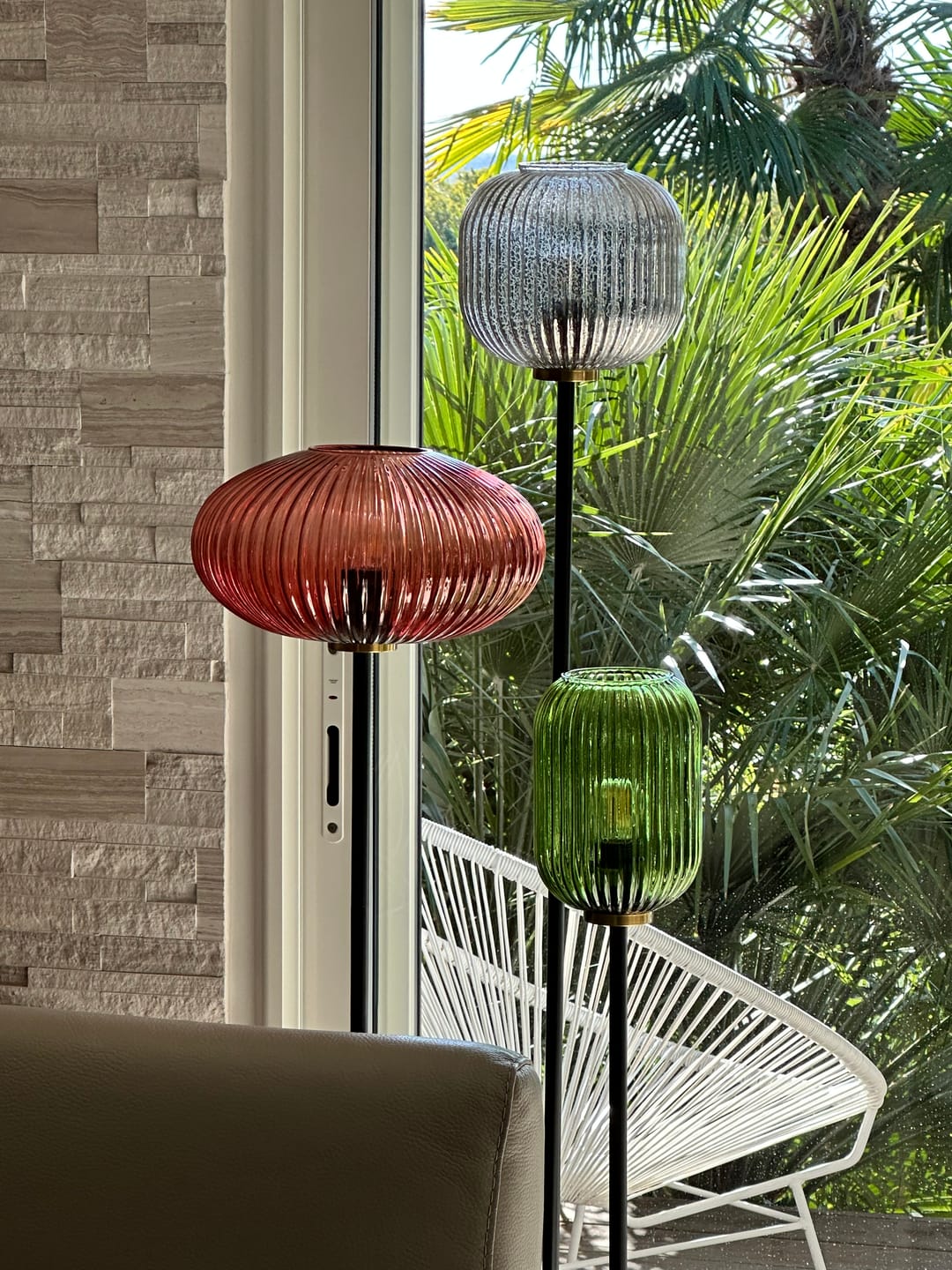Customer photo review of Applique murale torche dorée en verre vintage CRISTALI | Verre fumé ou coloré