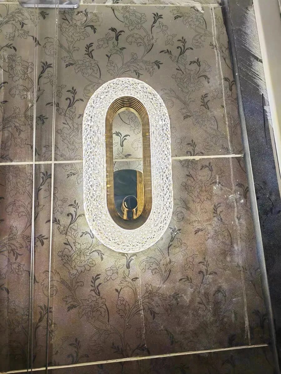 Customer photo review of Gold Wall Light, Patterned Acrylic Arc, Wall Sconce, 20–24 cm