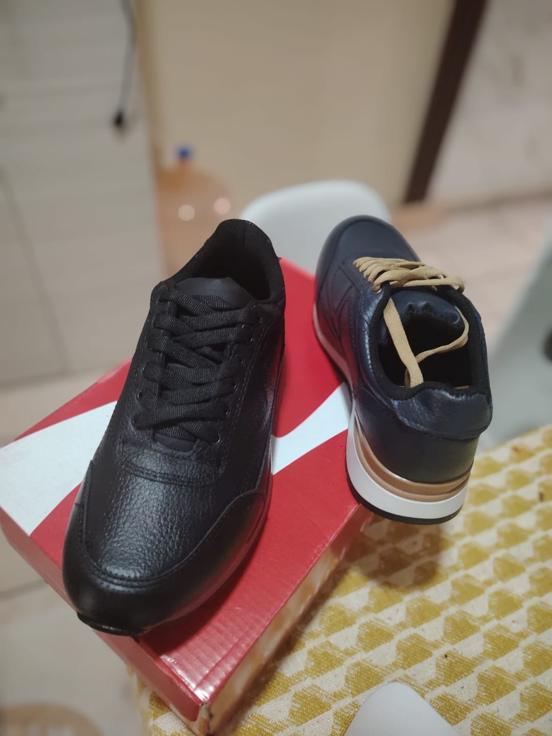 Customer photo review of Tenis Toronto - Negro