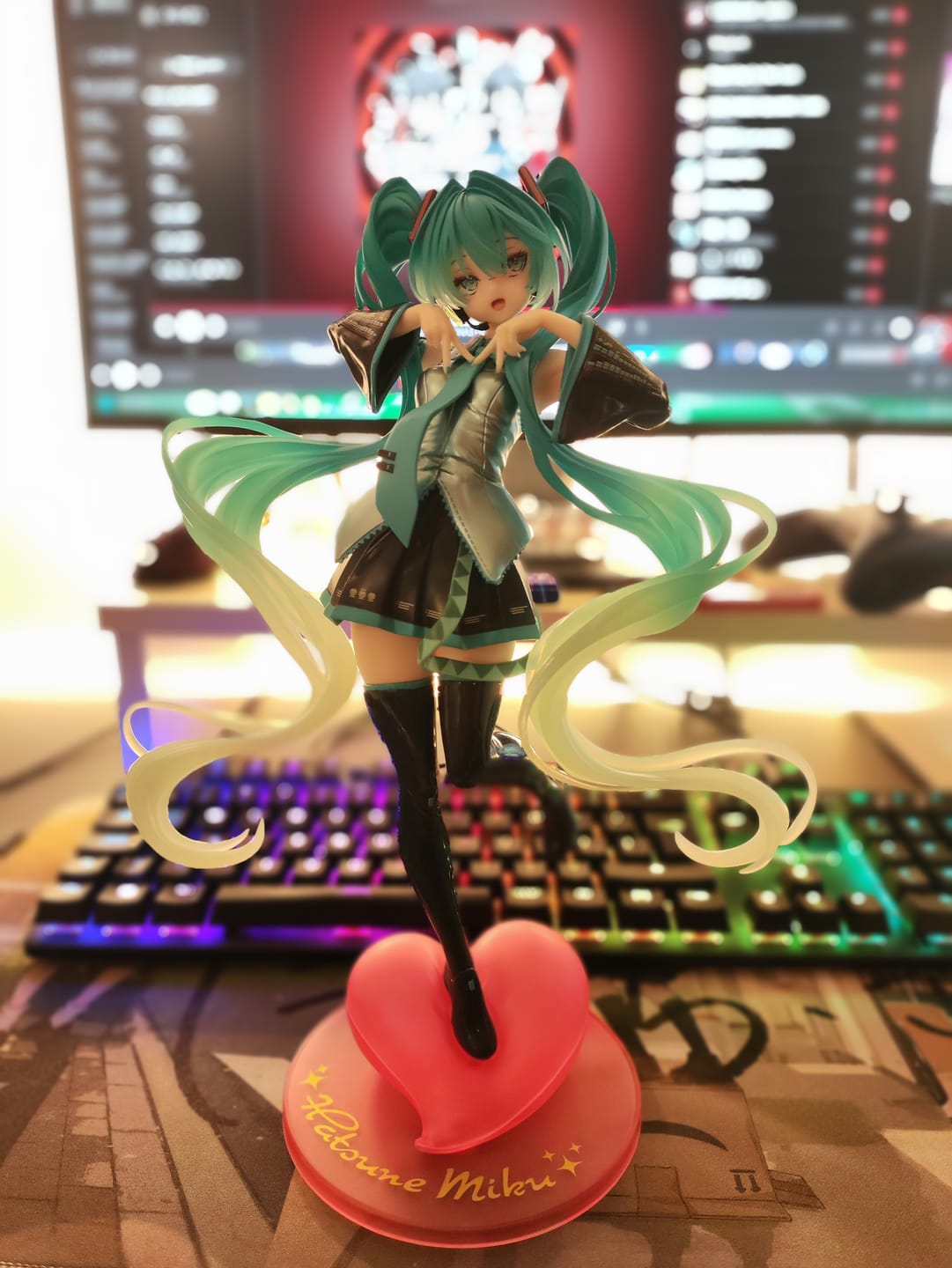 Customer photo review of Piapro Characters - Hatsune Miku - T-most - 1/6 (Taito)