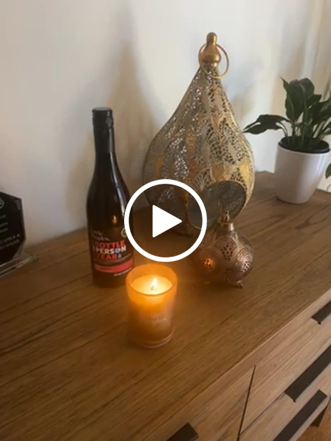 Customer video review of Mulled Wine Candle GWP