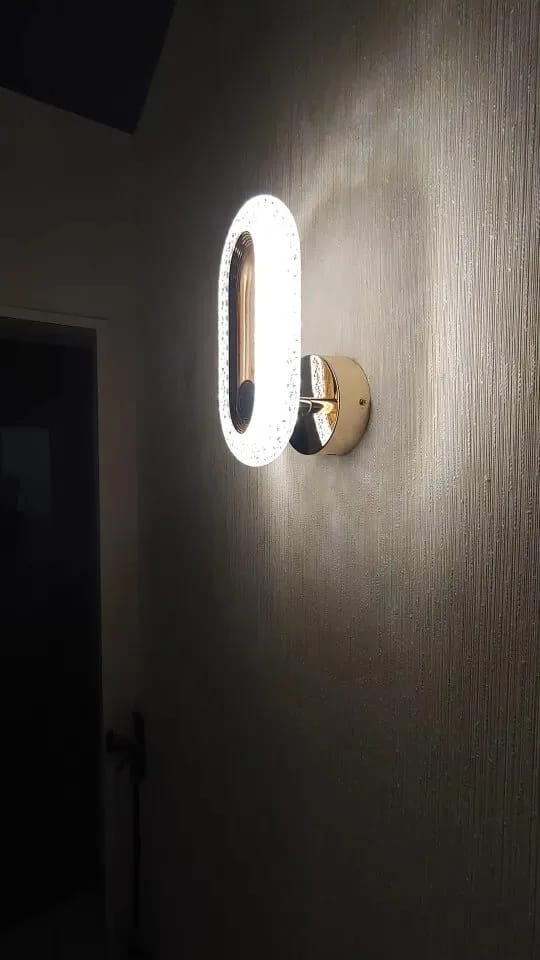Customer photo review of Gold Wall Light, Patterned Acrylic Arc, Wall Sconce, 20–24 cm