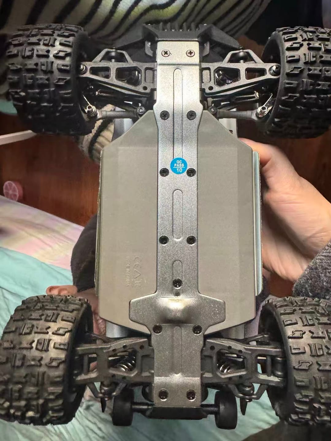 Customer photo review of 1:16 4WD High Speed RC Car 40KM/H Remote Control Off Road Truck (Set 18101)
