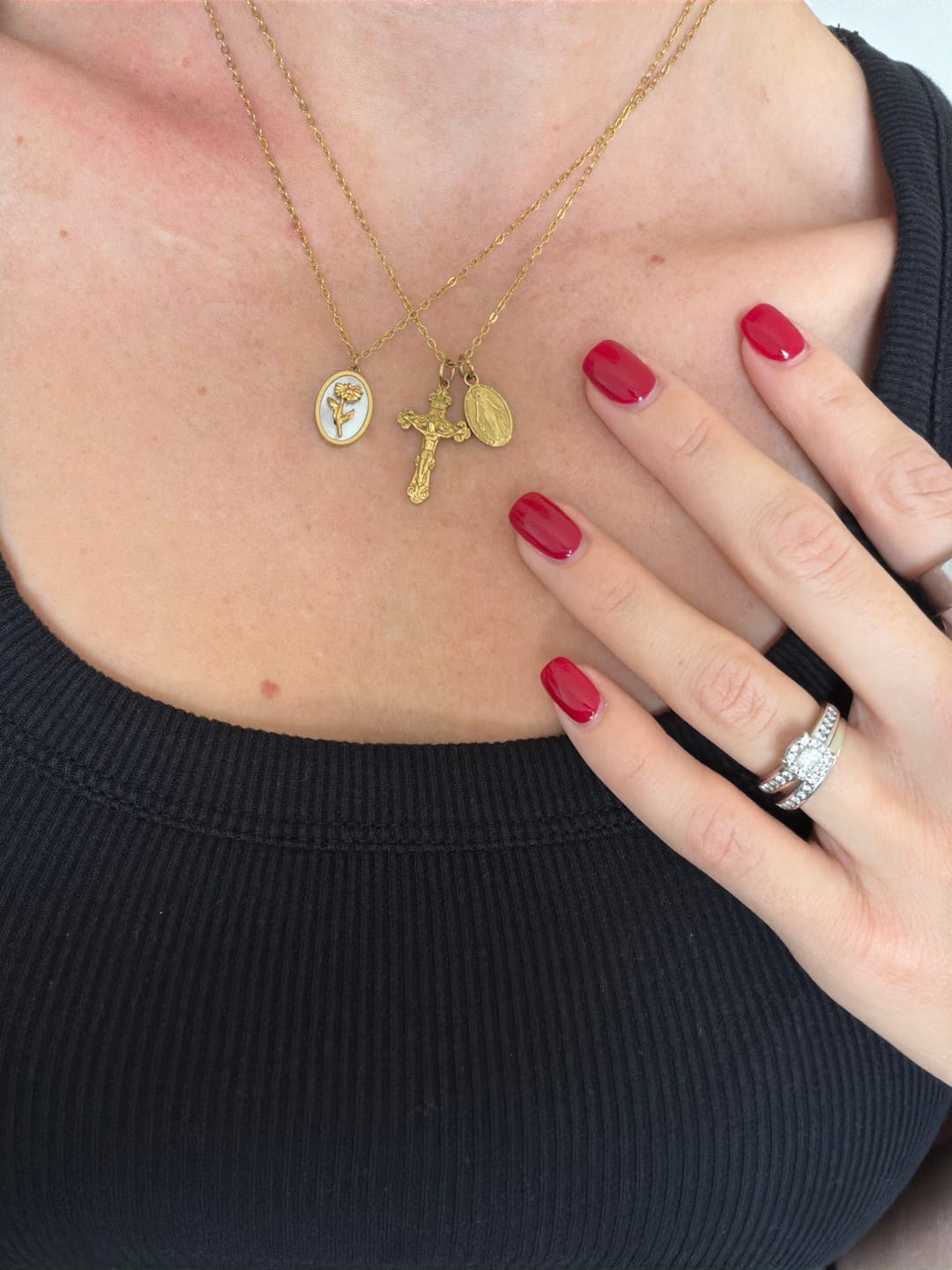 Customer photo review of The Eternal Promise Necklace