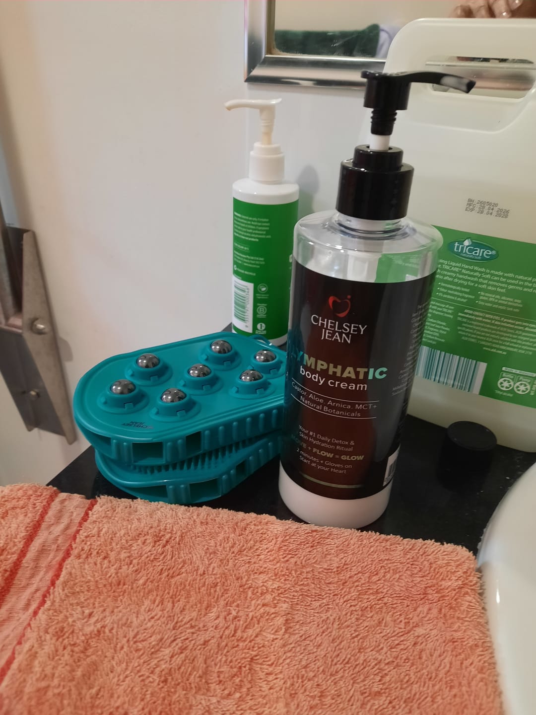 Customer photo review of 1L Lymphatic Cream