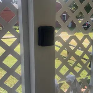 Customer photo review of Sicurezza Chiavi Cassaforte Parete con Serratura 4 Cifre