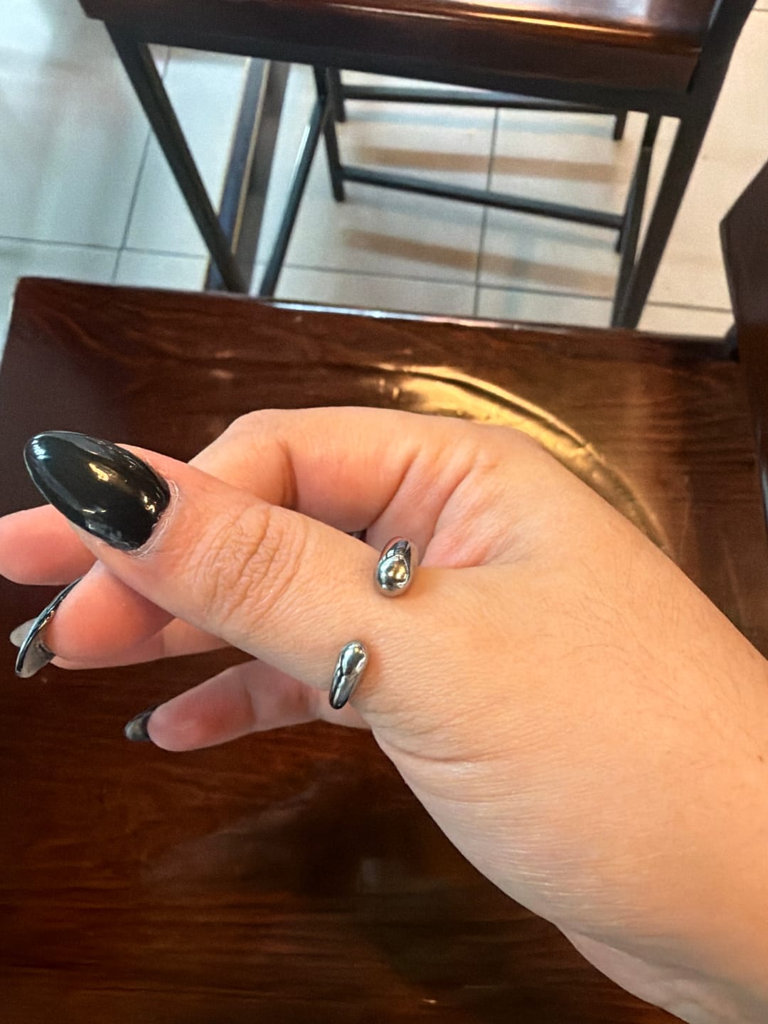 Customer photo review of Anillo Ajustable Lush Plata