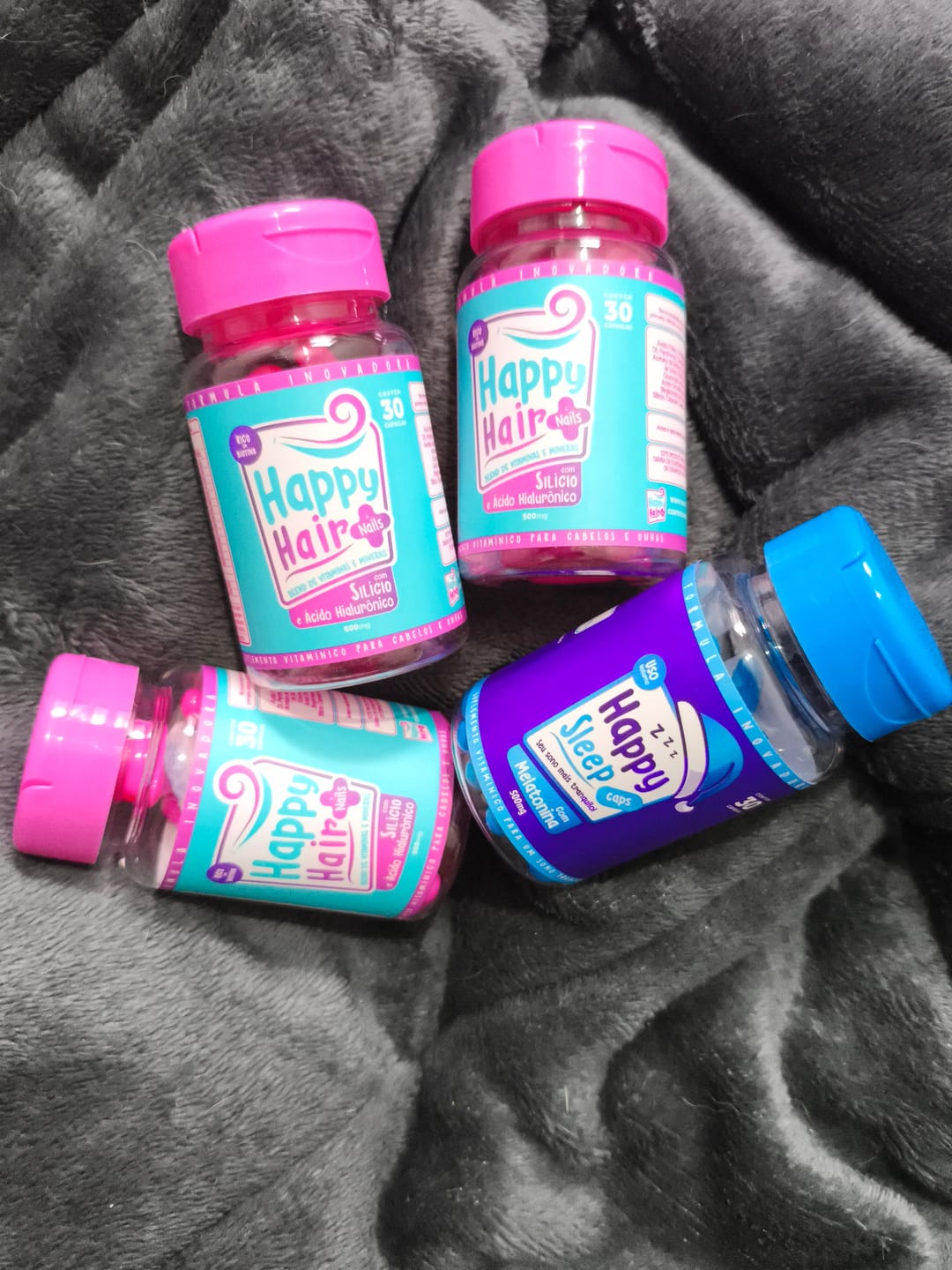 Customer photo review of Happy Hair 3 Potes + 1 Melatonina Grátis