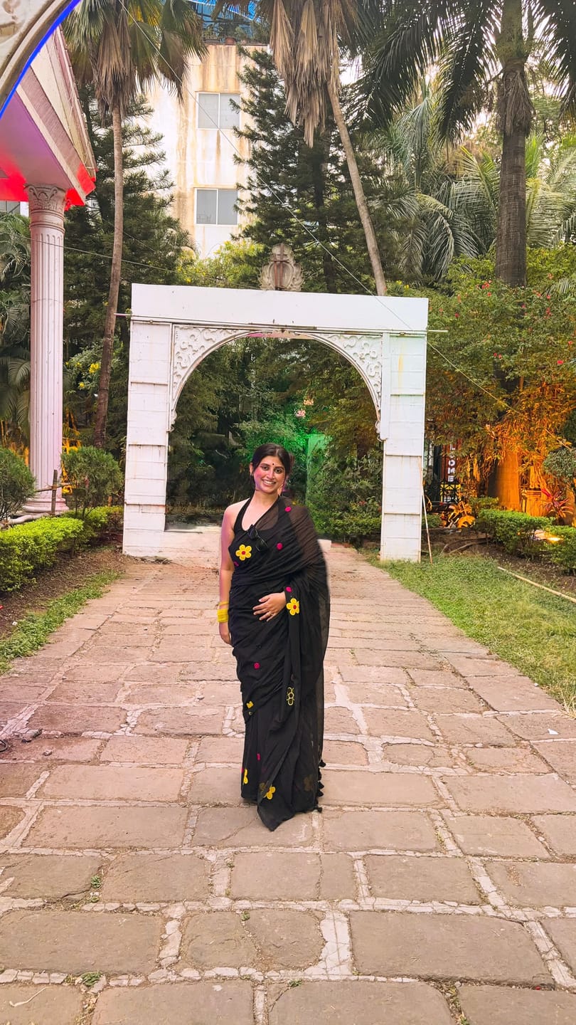 Customer photo review of Black Mulmul Cotton Saree