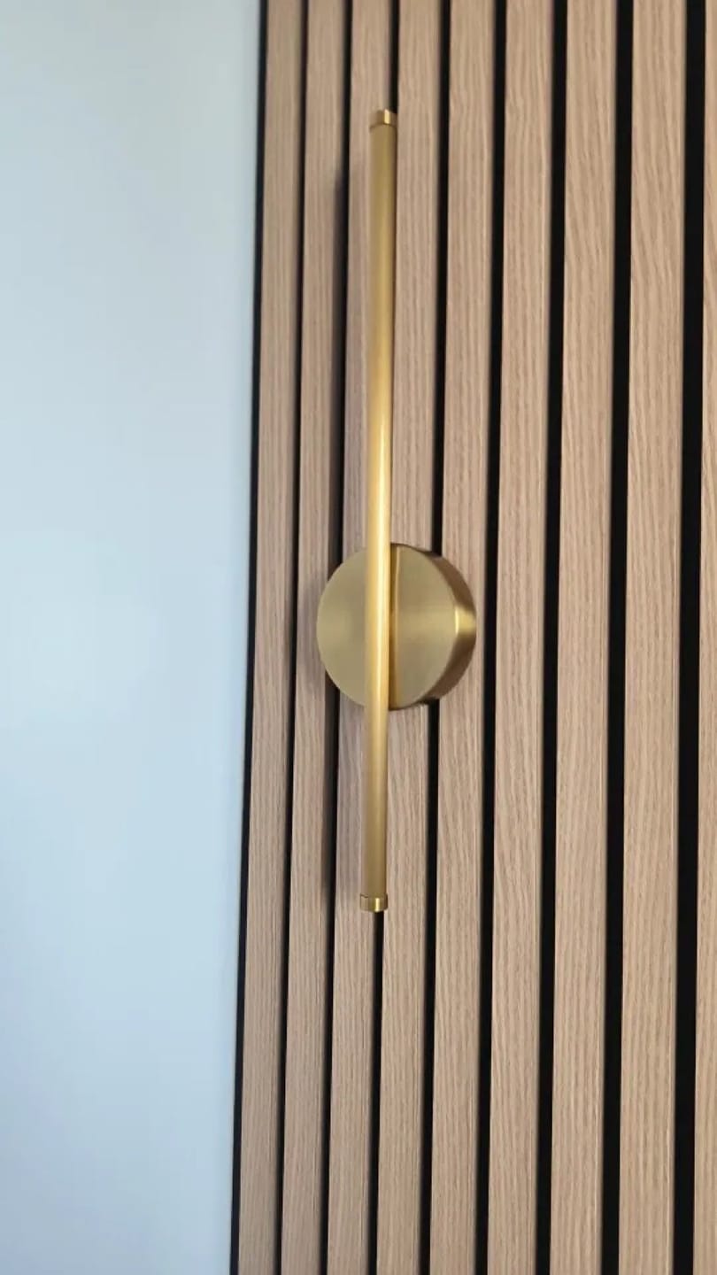 Customer photo review of Applique murale LED Design Sans Fil Rechargeable Sans Branchement Électrique, Fixation Magnétique, Intensité Réglable, Batterie Intégrée | LISERÉ