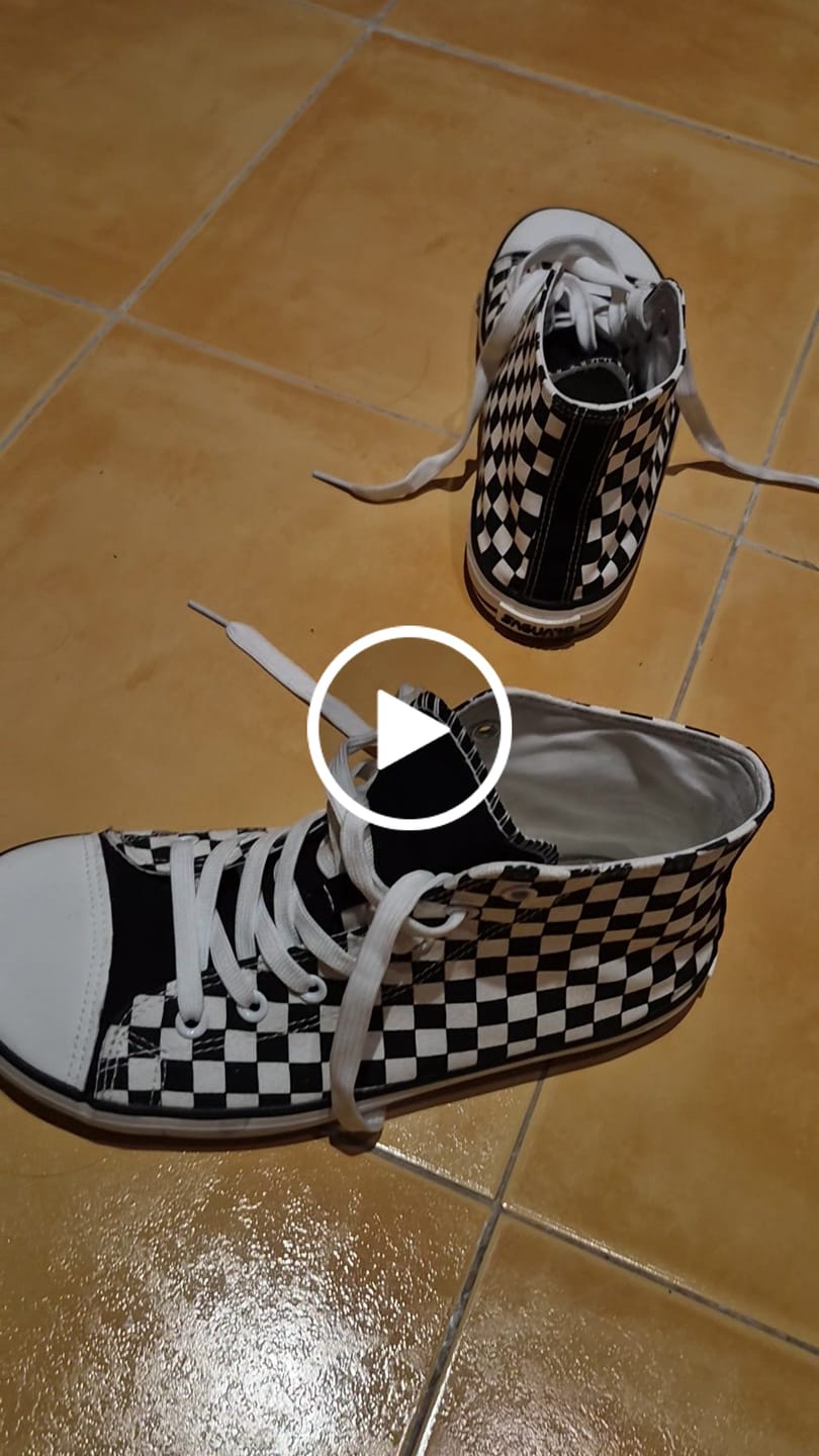 Customer video review of Roam I - Zapatos Barefoot