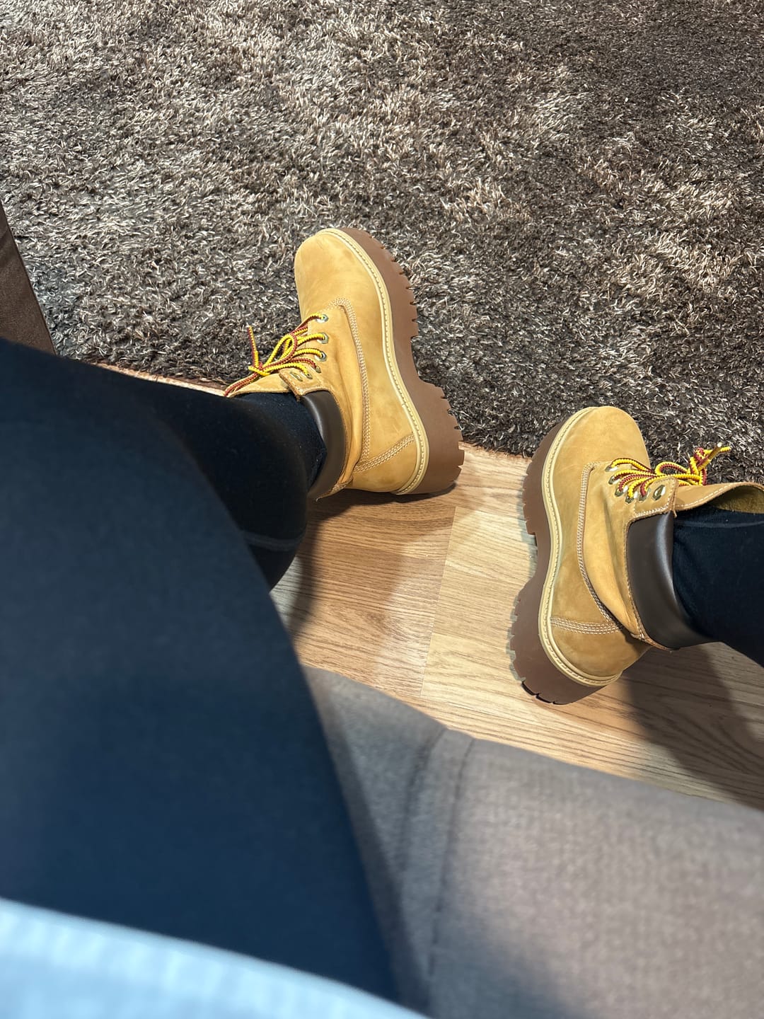 Customer photo review of Bota Timberland Plataforma Stone Street Homem Camel