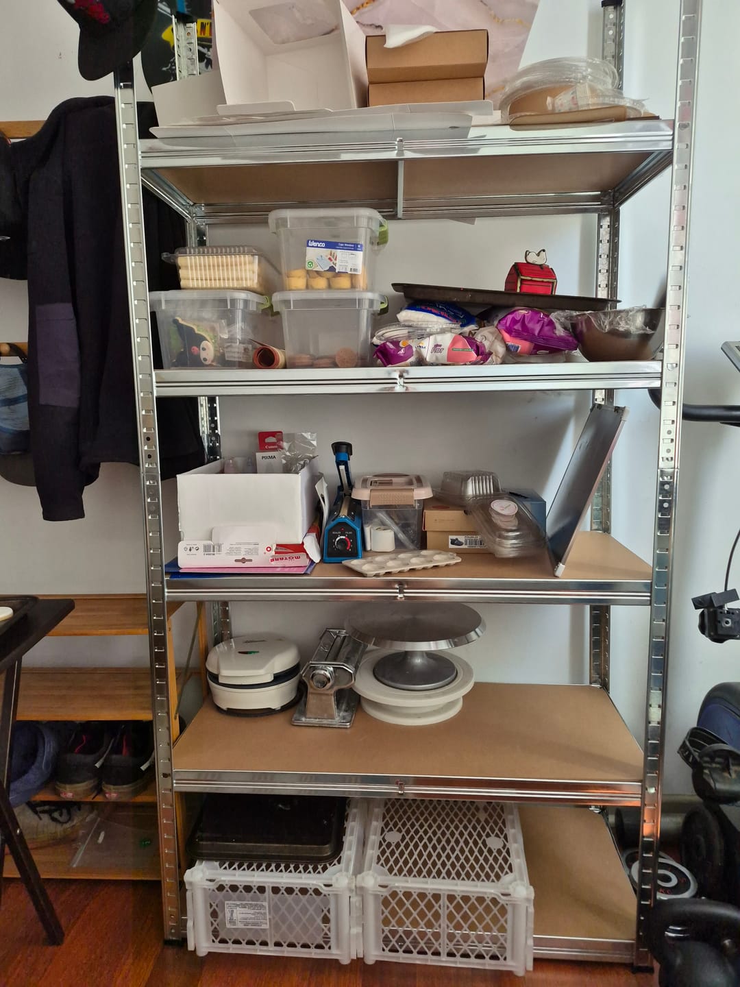 Customer photo review of Estante Metálico 5 Niveles 180x90x40cm Rack Organizador