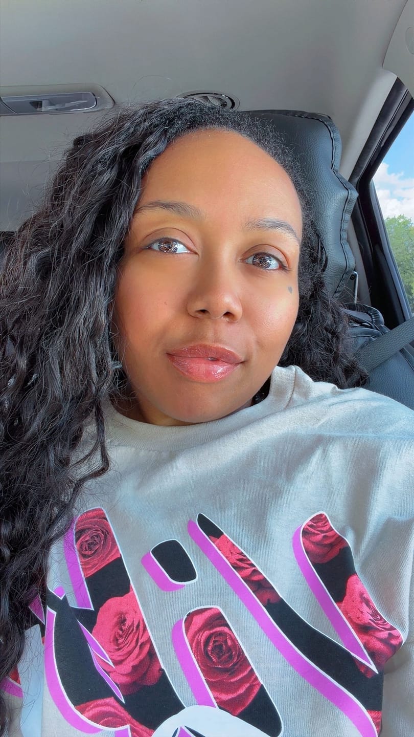 Customer photo review of #T1B/4 Medium Brown Loose Deep Wave Human Crochet Hair with Dark Roots