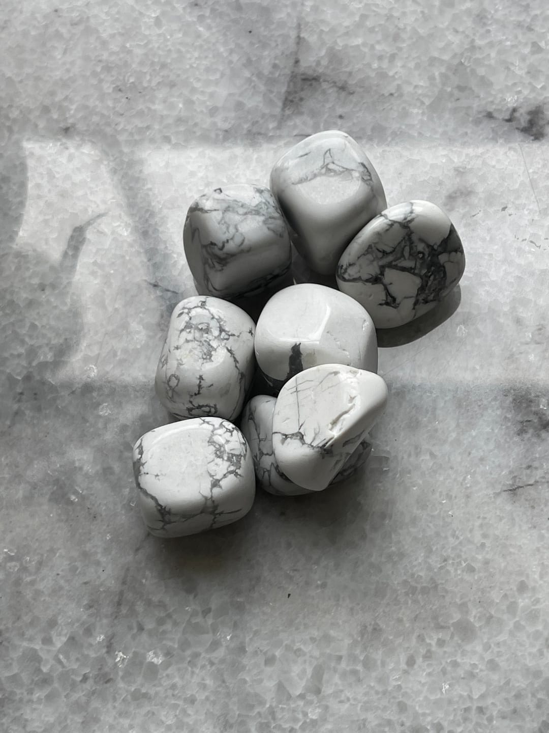 Customer photo review of Natural Howlite Tumbled Stones – Vastu Remedy for Anxiety Relief & Anger Control | Ideal for West Relationship Zones & Stress Areas | 100g / 500g / 1kg