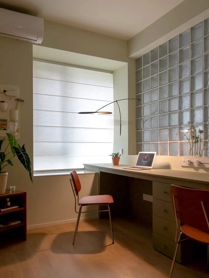 Customer photo review of Adjustable Arm Wall Light, Black Iron Wall Sconce, Plug In
