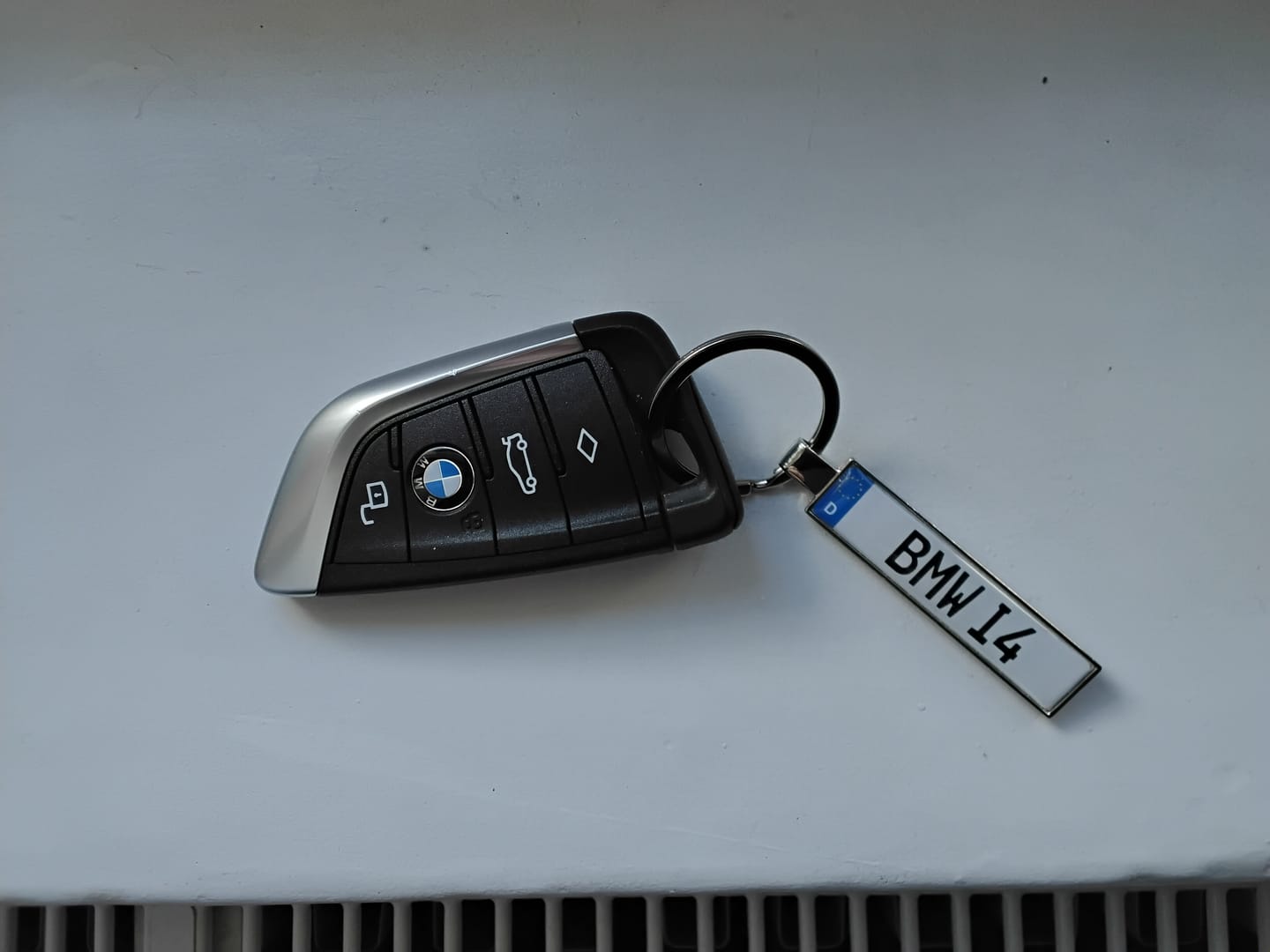 Customer photo review of Kennzeichen Schlüsselanhänger Mini Nummernschild Metall