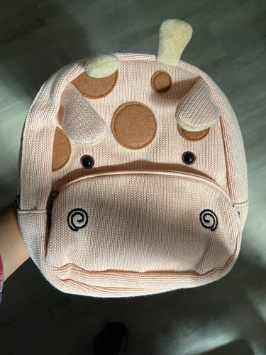 Customer photo review of Muffin The Giraffe Toddler Backpack