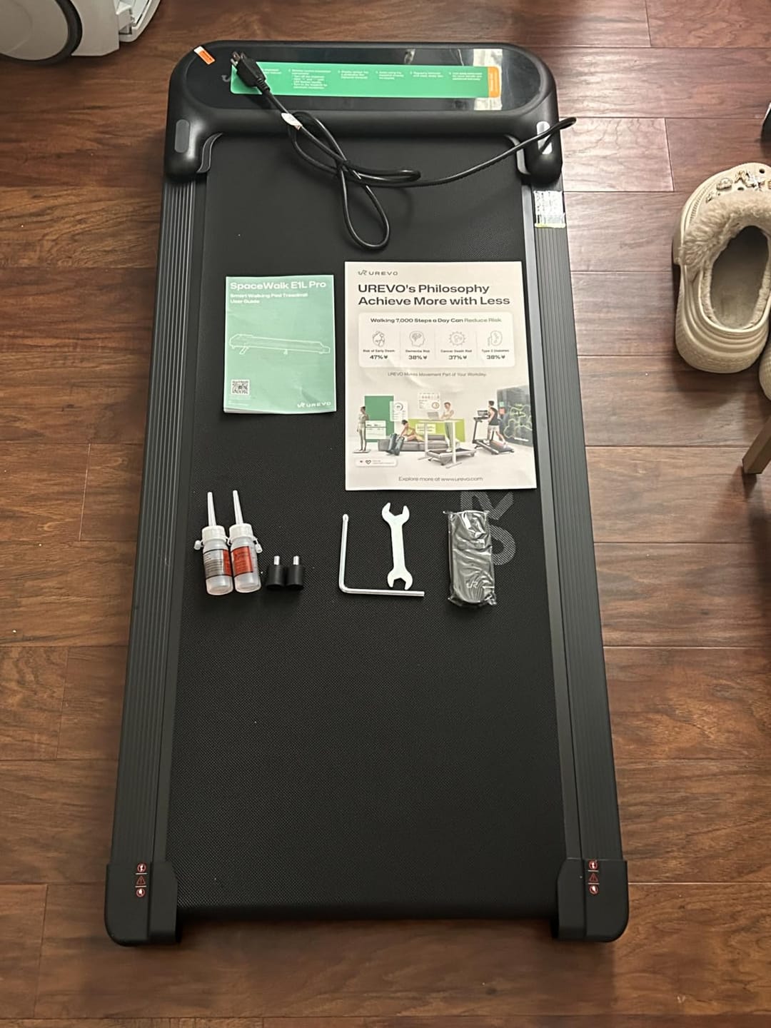 Customer photo review of UREVO SpaceWalk E1L Pro Smart Walking Pad