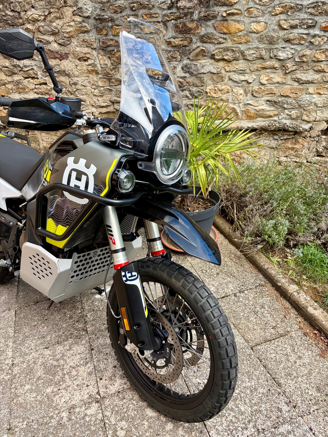 Customer photo review of Husqvarna Norden 901 High Front Fender/ Mud Guard Spacer Kit 2022-2027